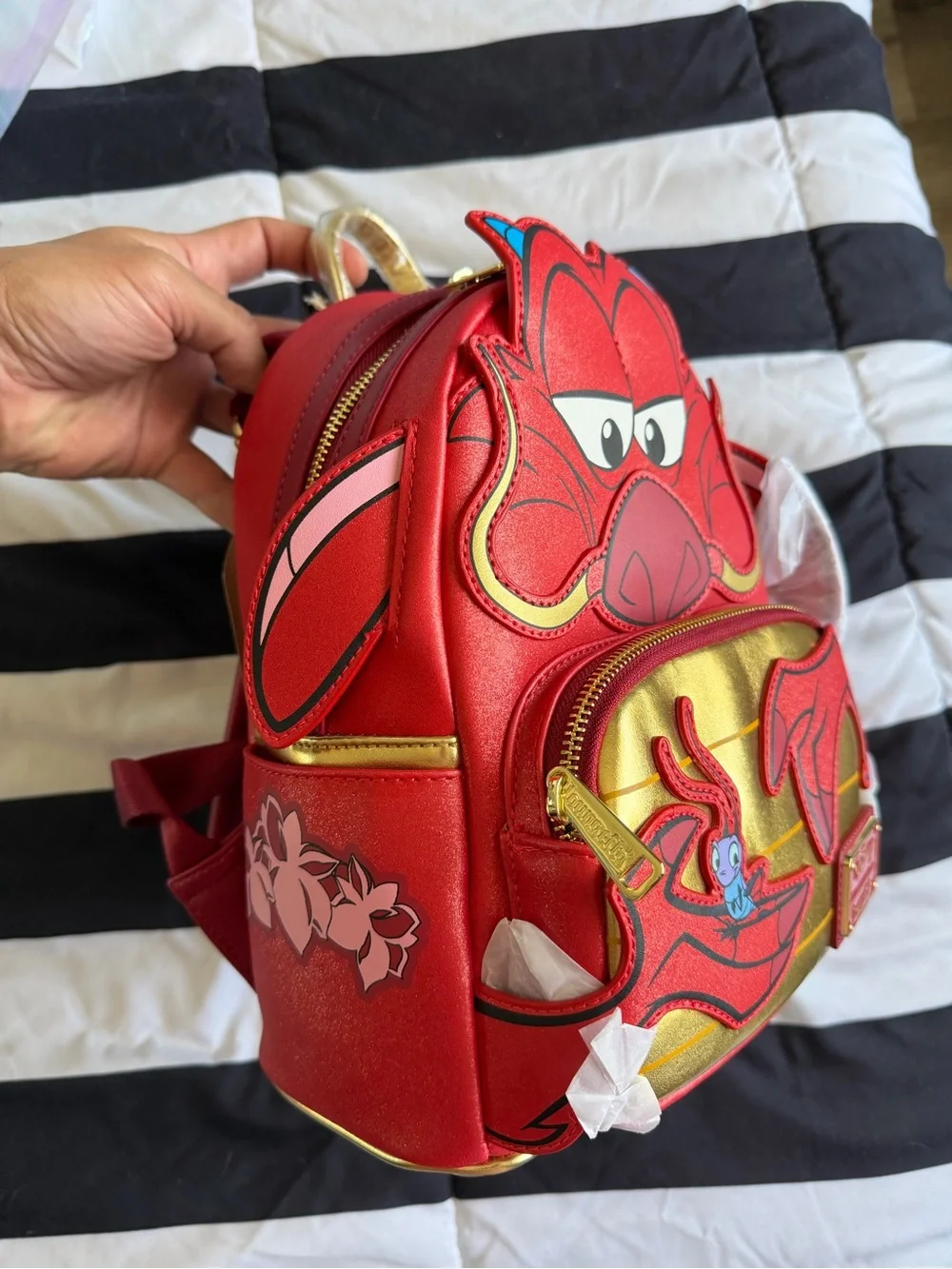 Mushu loungefly glitter mini backpack GRAIL RARE